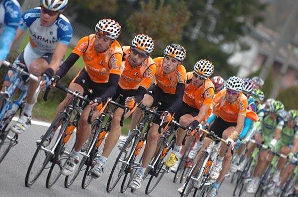 Euskaltel put the team into the paceline.