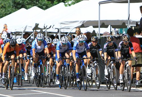 Images from the 2022 Harlem Skyscraper Cycling Classic
