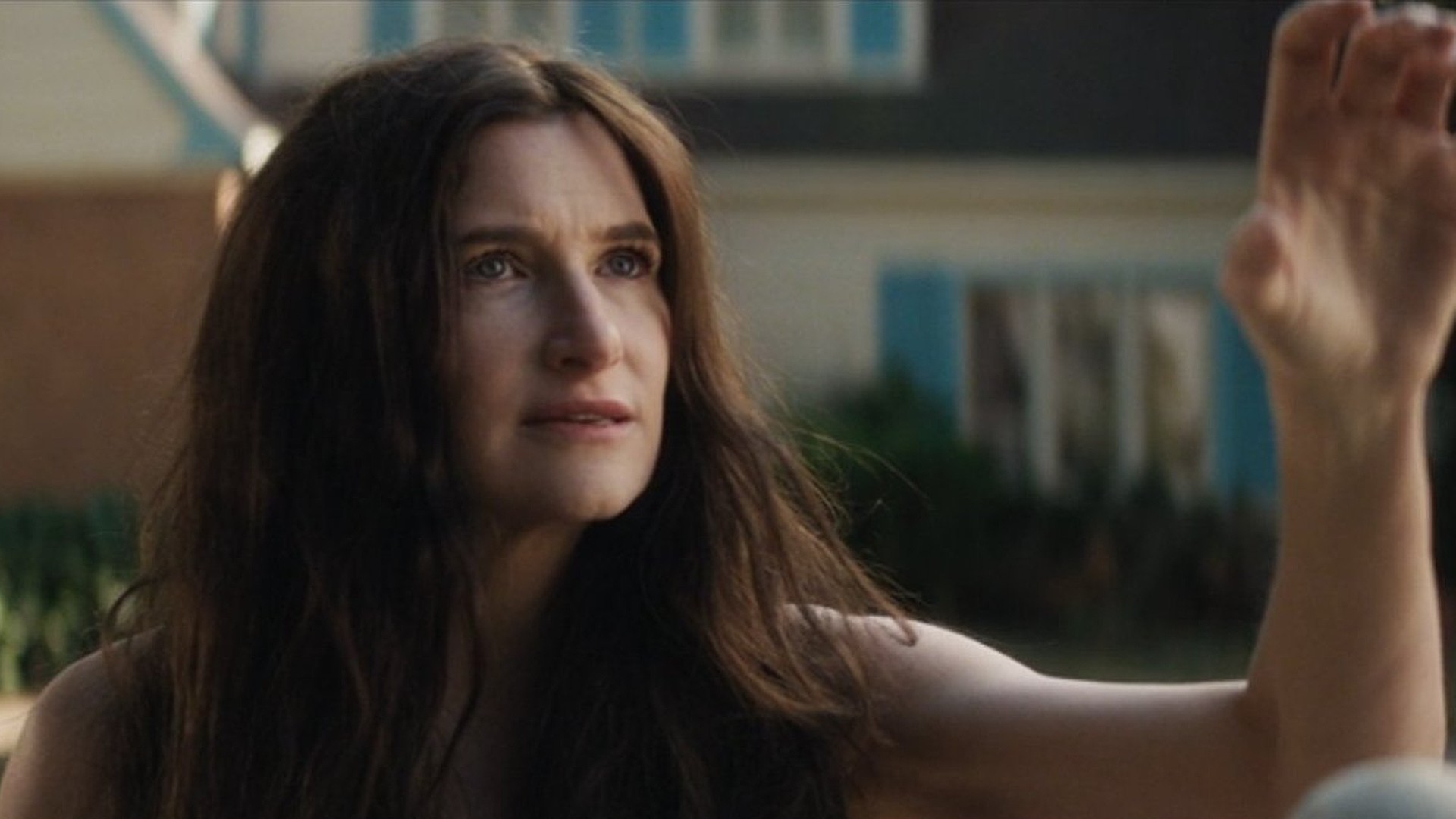 Kathryn Hahn presentó su propia escena de desnudo en Agatha All Along, y el creador del spin-off de Marvel pensó que era "la mejor idea jamás vista".