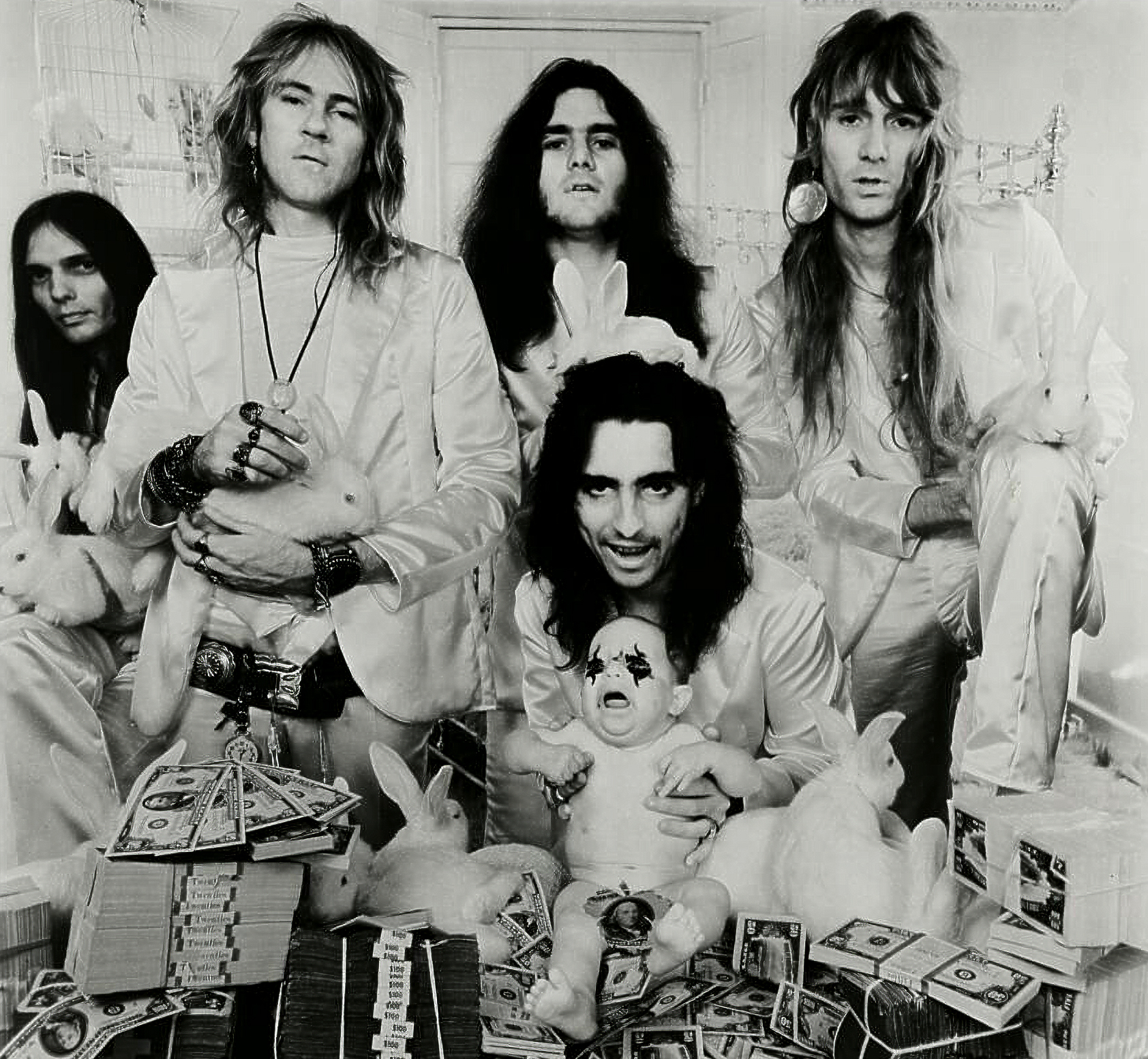 A promotional photo for the Alice Cooper Group's 1973 album Billion Dollar Babies. (from left) Dennis Dunaway, Glen Buxton, Michael Bruce, Alice Cooper and Neal Smith