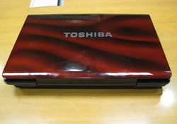 Toshiba X205-SLi4