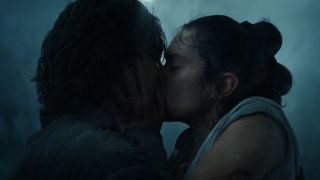 Rey and Ben Solo kissing in Star Wars: The Rise of Skywalker