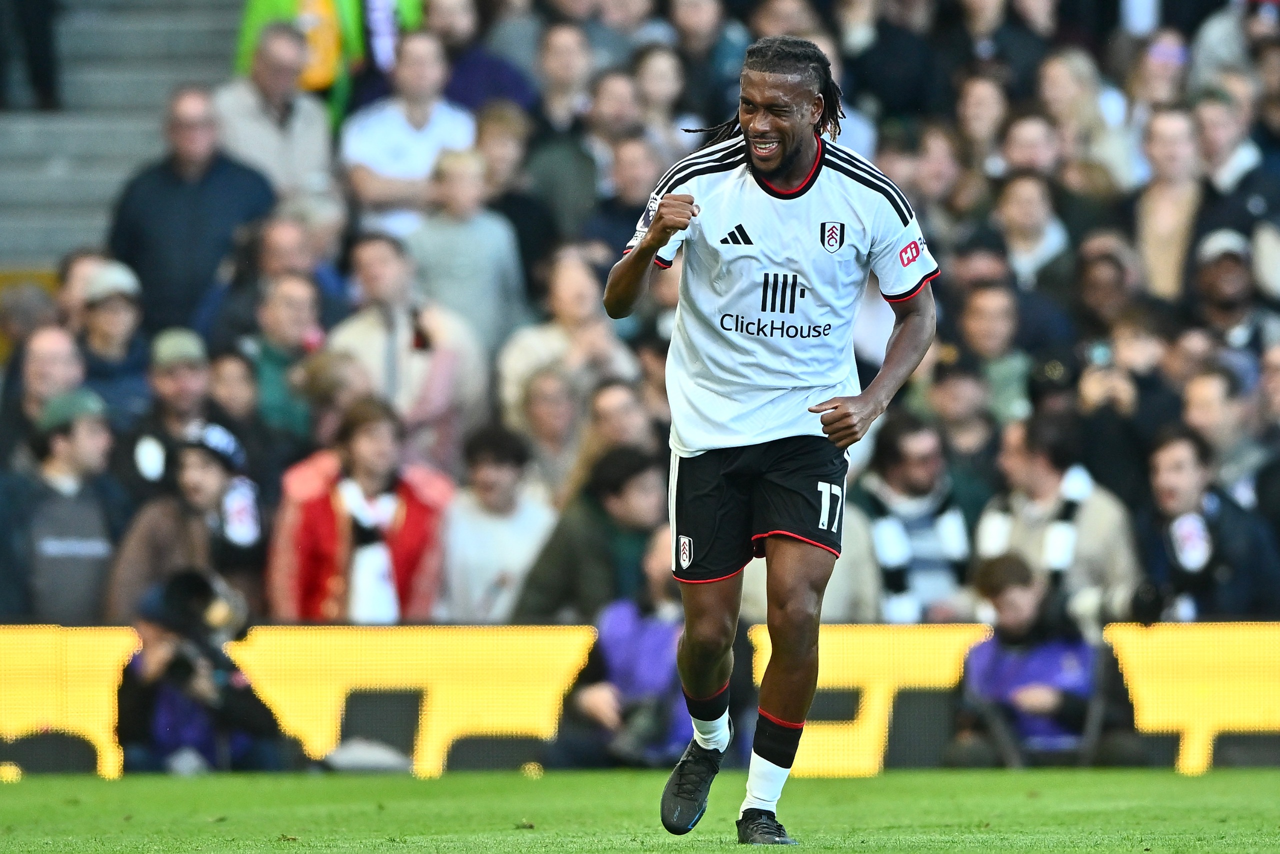 Alex Iwobi celebrating his goal for Fulham against Hull City