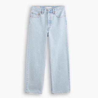 levi's straight jeans brunch outfit ideas