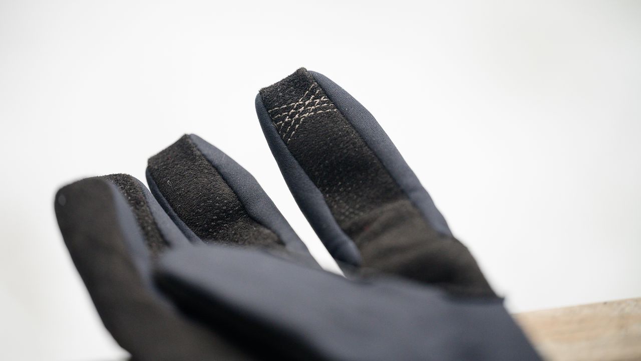 Giro Vulc Lightweight heated gloves detail of conductive thread