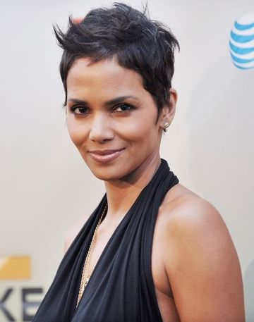 Halle Berry Just Shared An Anti-aging Secret That Keeps Her Skin 