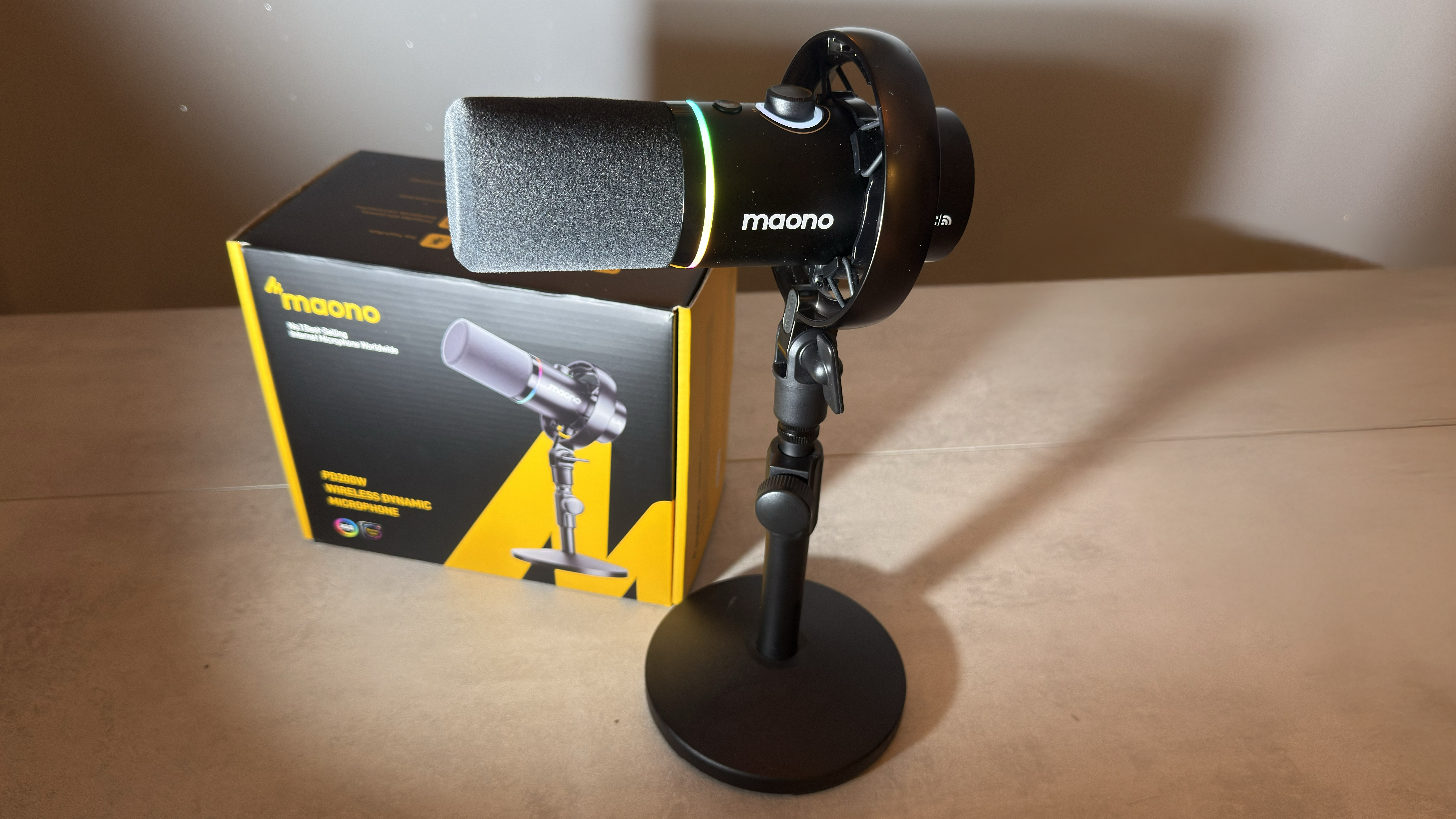 Shot of the Maono PD200W mounted on its supple stand