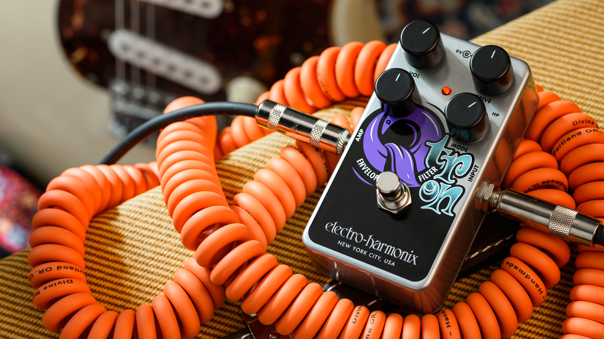 Electro-Harmonix unveils the Nano Q-Tron, a downsized version of