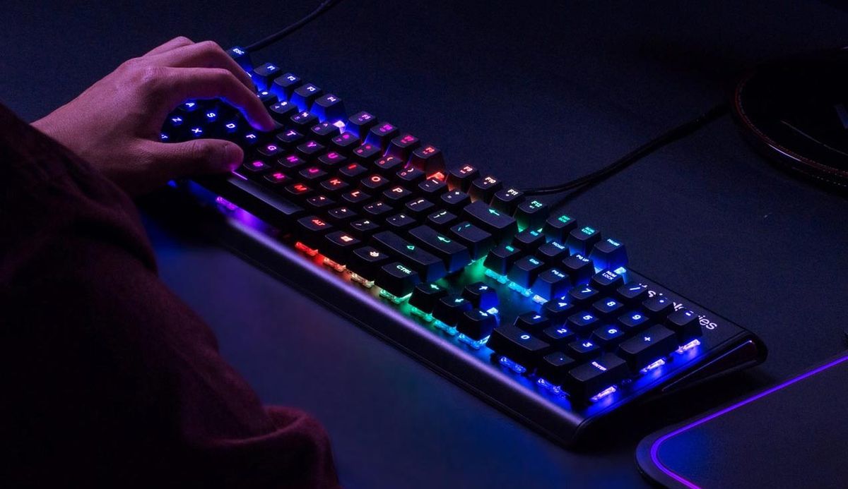 SteelSeries Apex M750 Keyboard Review: Expensive Efficiency | Tom's Guide