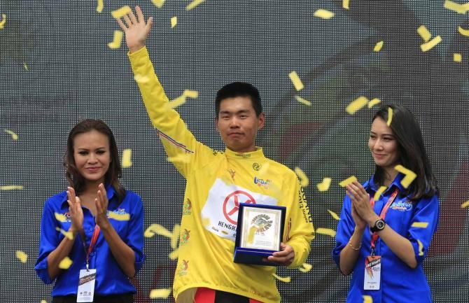 Race leader Meiyin Wang (Hengxiang Cycling Team)