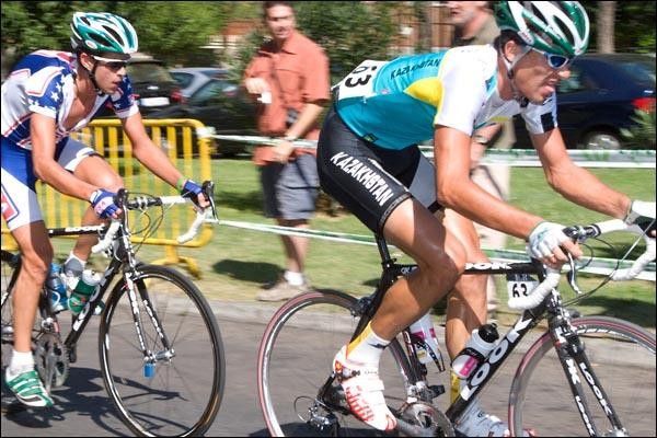 Saul Raisin (US) and Dmitriy Muravyev (Kazakhstan)