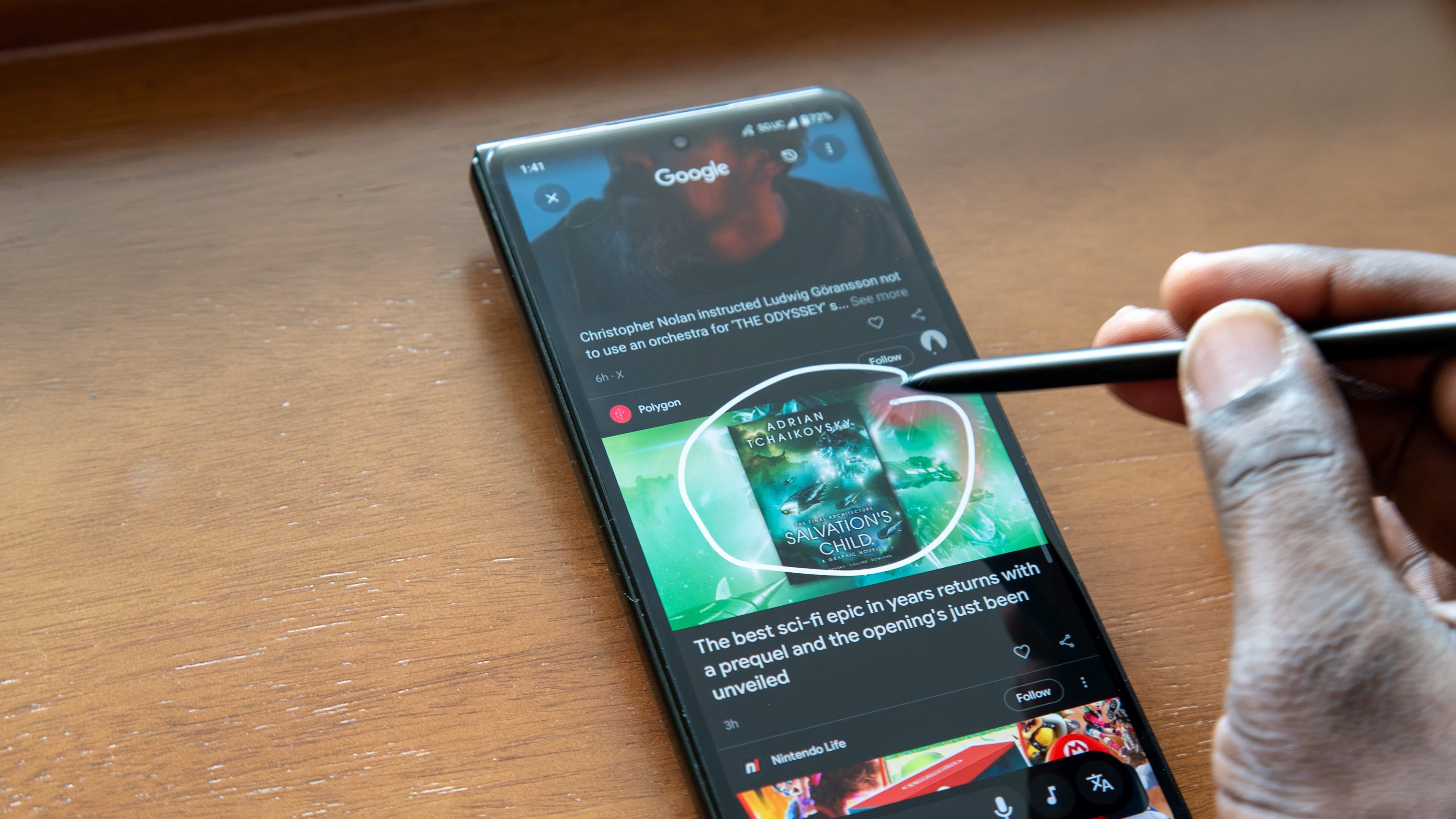 Circle to Search on the Motorola Razr Fold