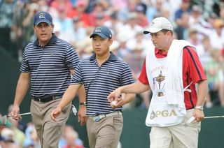 Larson carrying a bag at the 2008 Ryder Cup