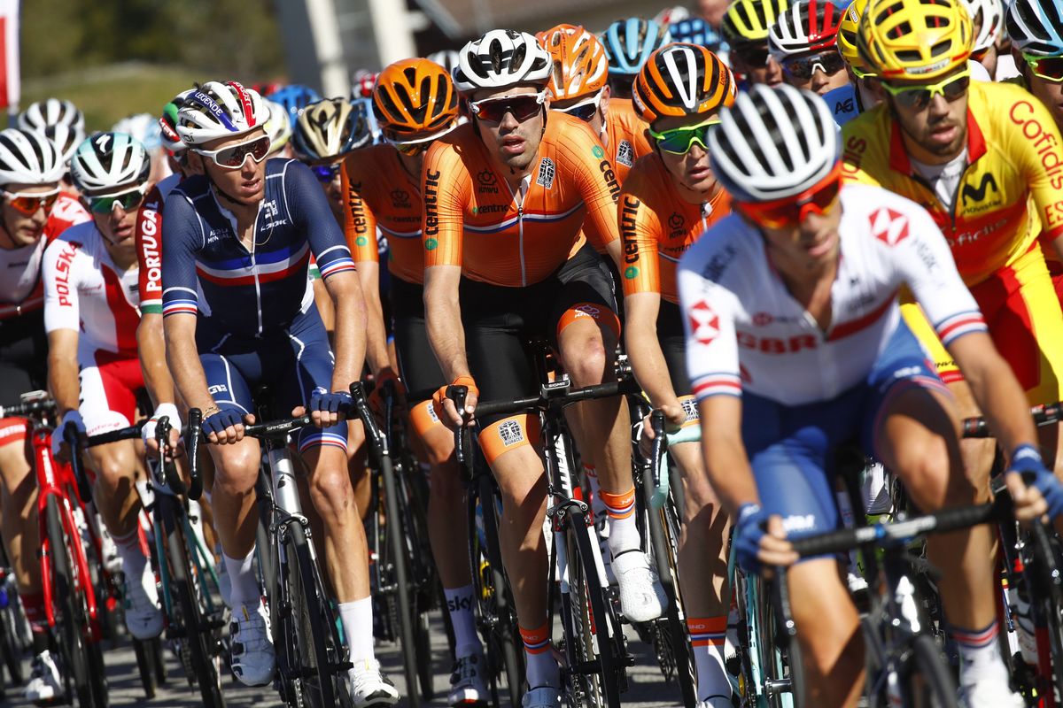 Tom Dumoulin (Netherlands) in the bunch
