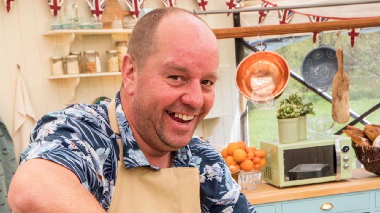 Jon GBBO