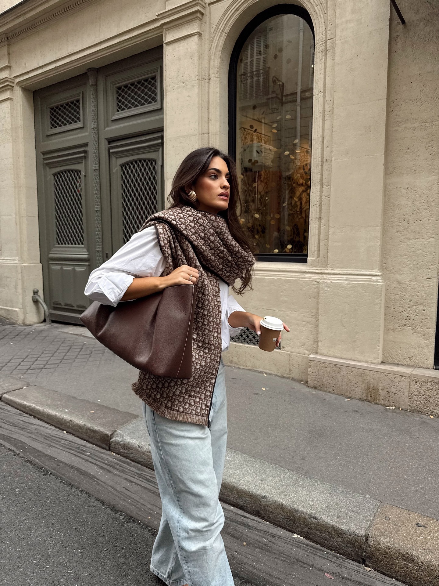 Spanish woman wearing fall trend.