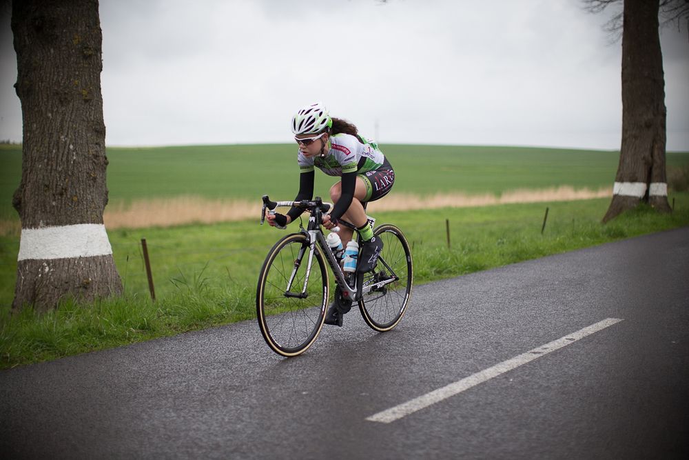 Lotte van Hoek (NED) of Lares Waowdeals Cycling Team battles the elements during the first, 106.9km road race stage of Elsy Jacobs