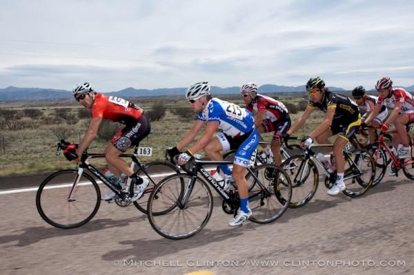An early break in the men's race trying to make time on the flats before the wind really starts to blow! (L-R) Jonathan Garcia ((Rio Grande), Andrew Dahlhiem (Metro VW), Rolfe Darren (Fly V), Nathan Brown (Trek Livestrong), Carson Miller and Frank Pipp (Bissell).