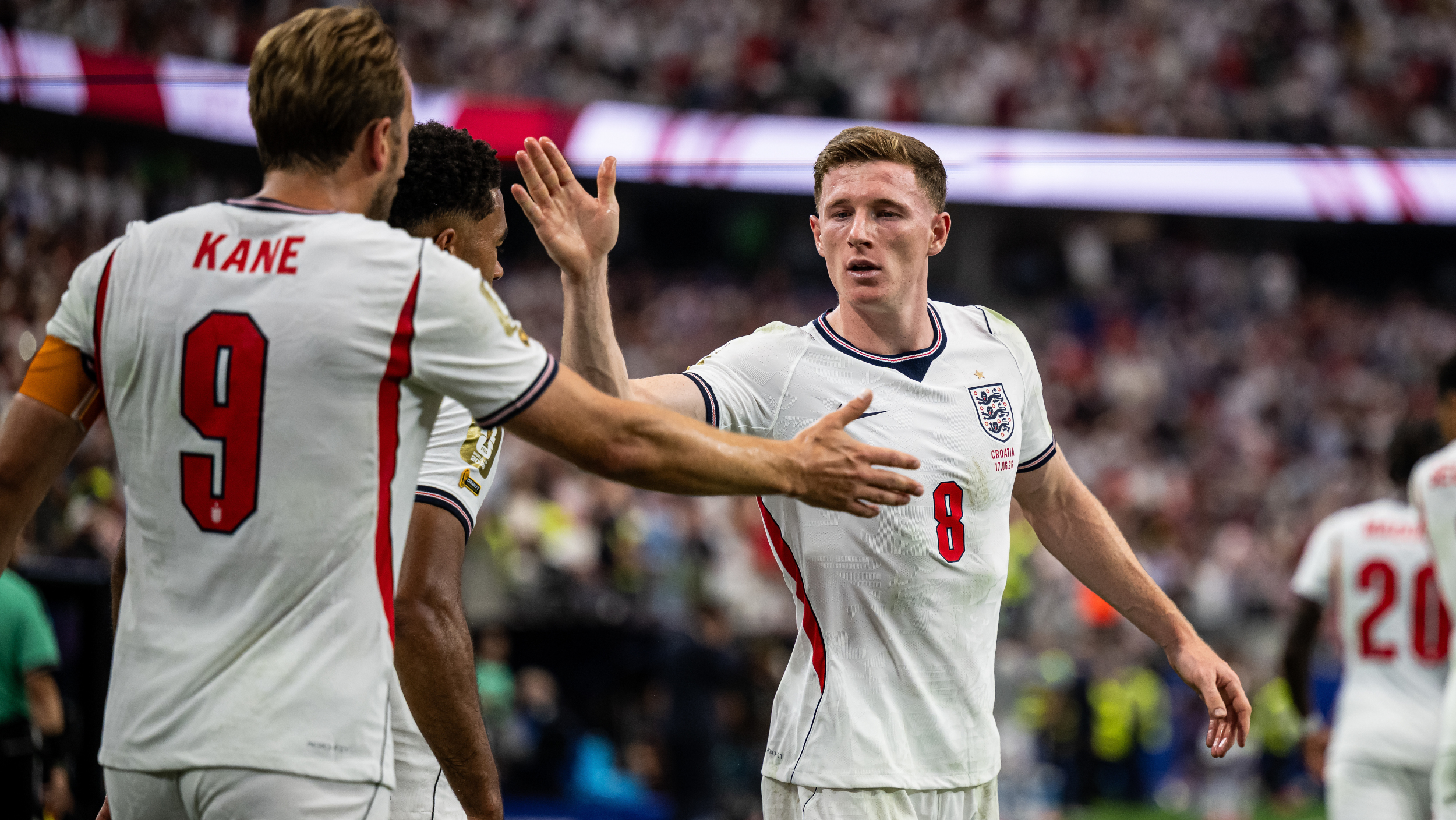 Harry Kane and Elliot Anderson during England's game vs Croatia at 2026 World Cup