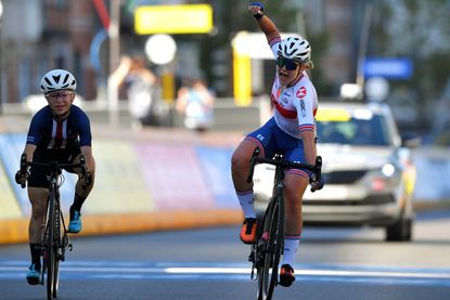 Zoe Backstedt wins the 2021 Junior Women's World road race championships in Leuven, Belgium