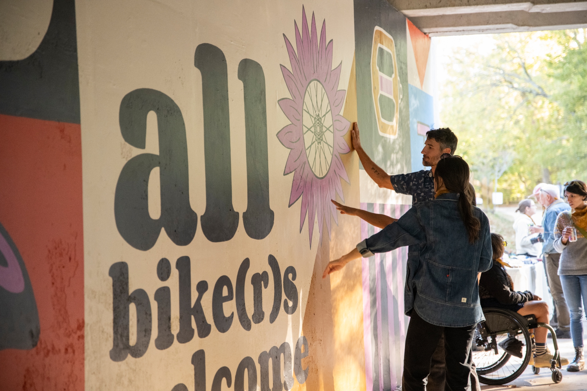 ‘All Bike(r)s Welcome’ mural in Bentonville, Arkansas