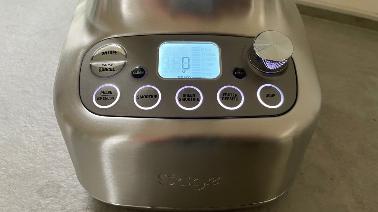 Sage The Q Blender