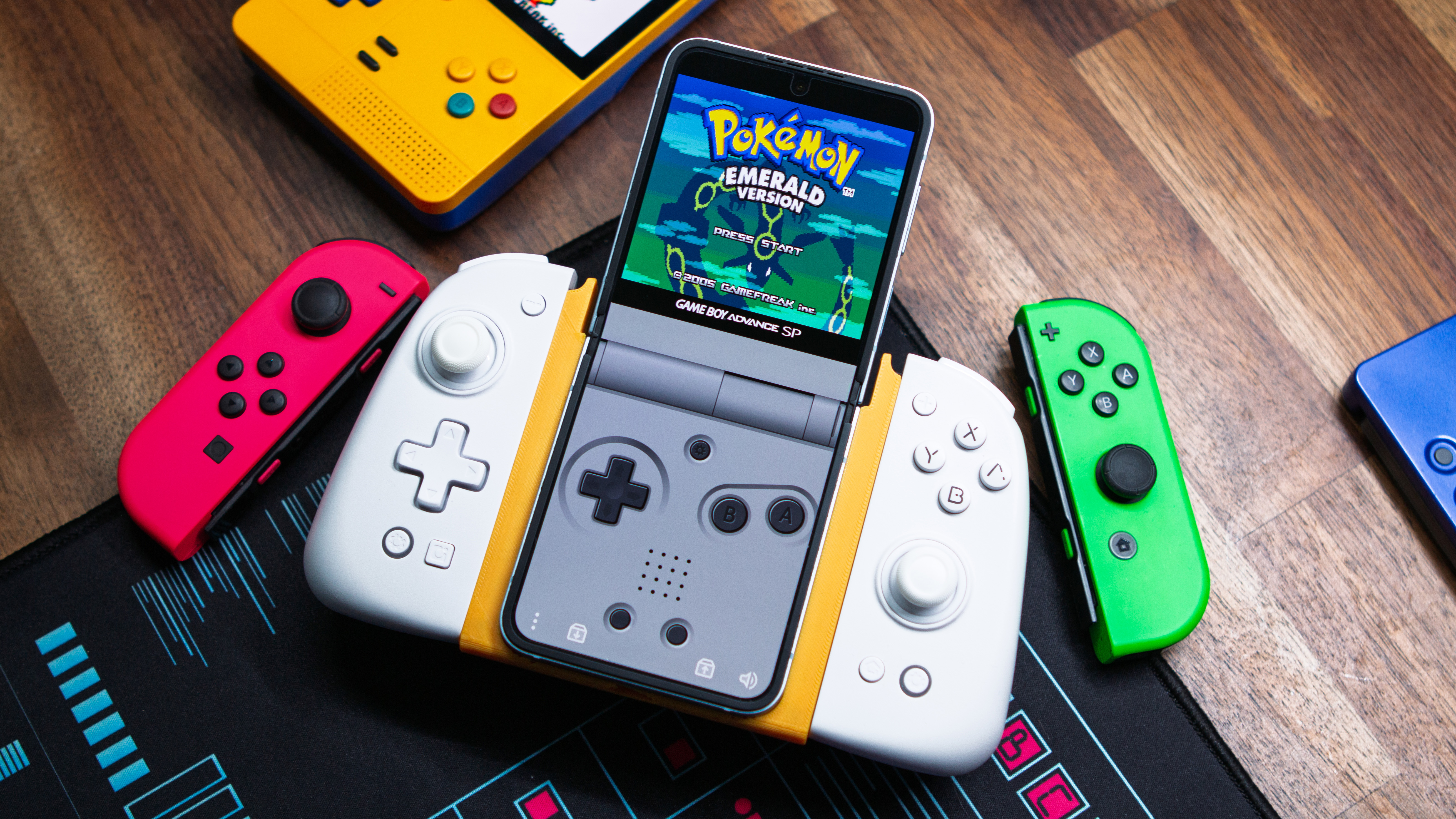 Mobapad controllers attached to 3D Printed mount for Galaxy Z Flip 6