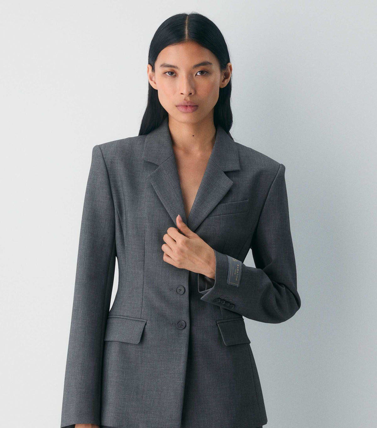 Aritzia, Standout Blazer