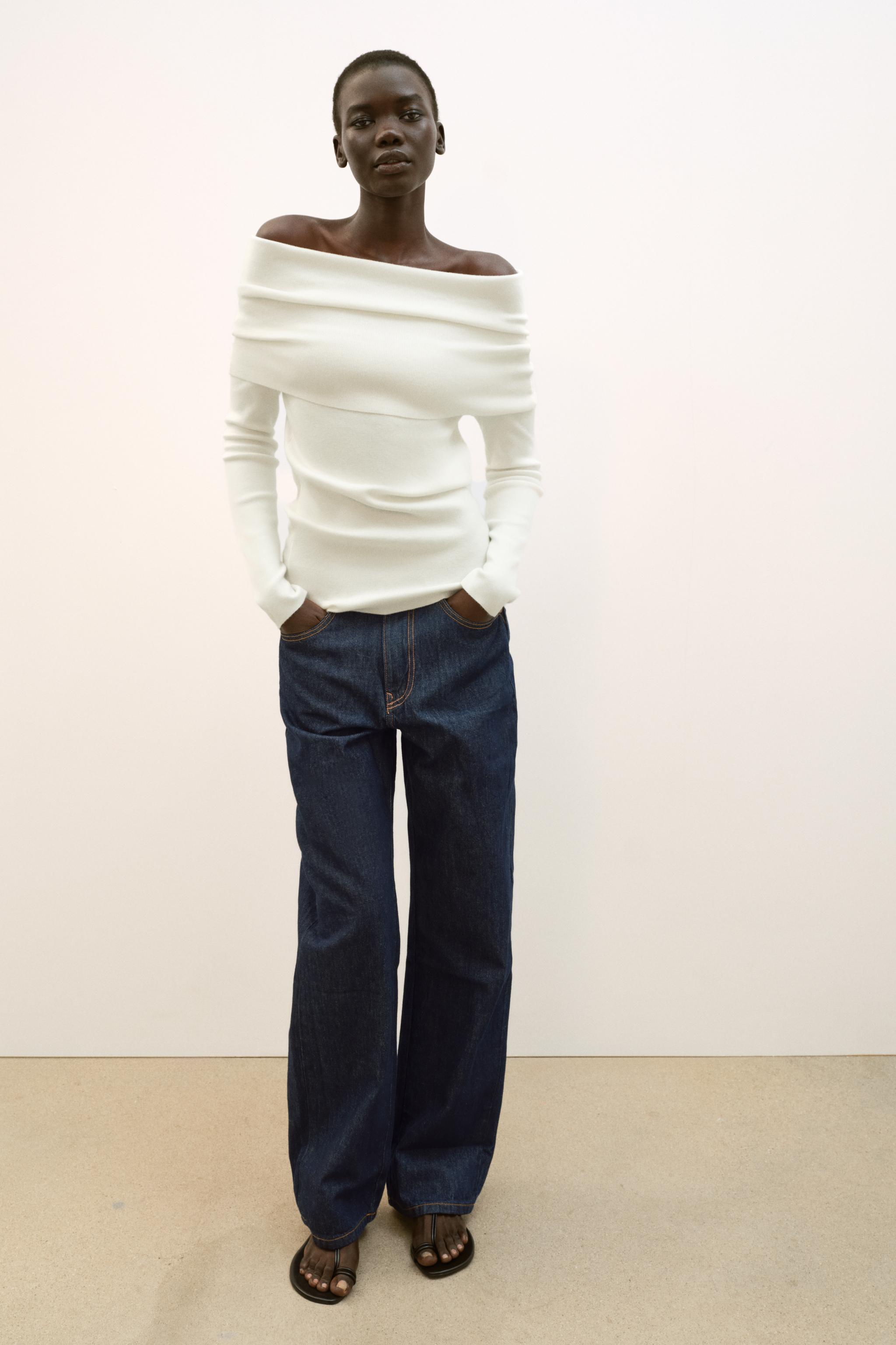 Off-Shoulder Knit Jumper