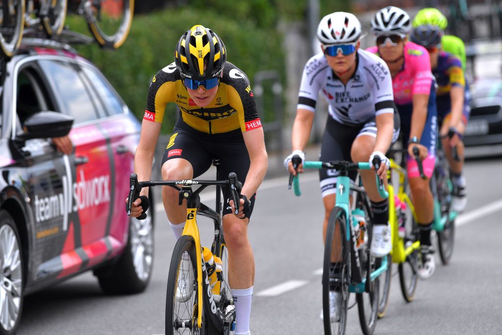 COLICO ITALY JULY 07 Julie Van De Velde of Belgium and Jumbo Visma Team in breakaway during the 32nd Giro dItalia Internazionale Femminile 2021 Stage 6 a 155km stage from Colico to Colico GiroDonne UCIWWT on July 07 2021 in Colico Italy Photo by Luc ClaessenGetty Images
