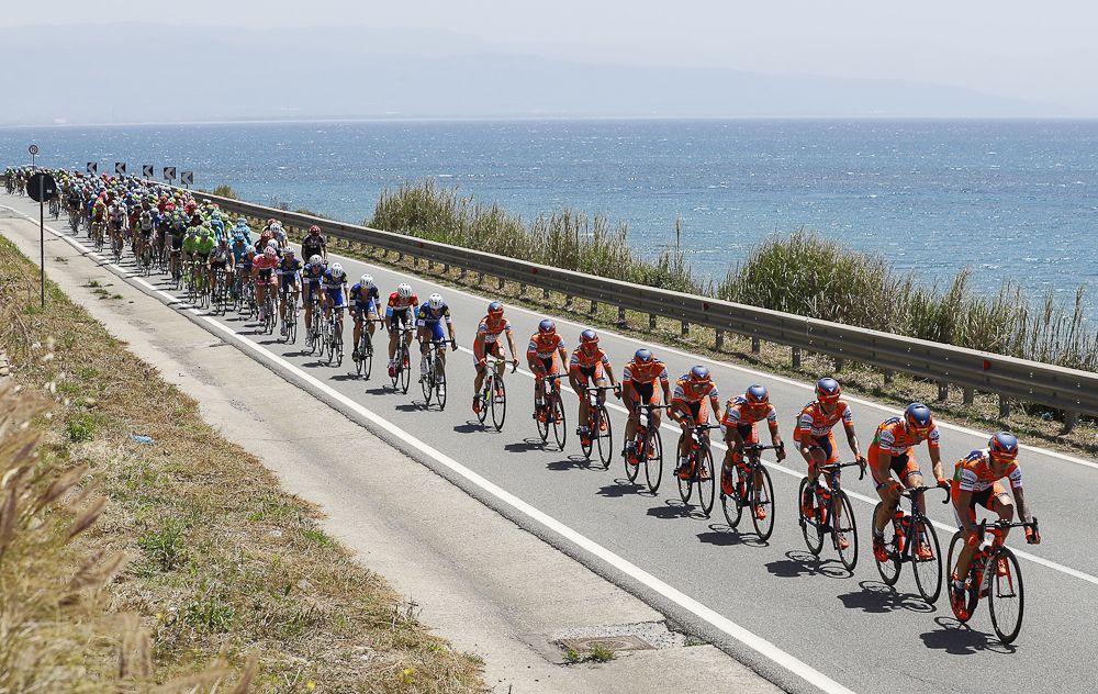 The peloton in action during stage 4 of the Giro