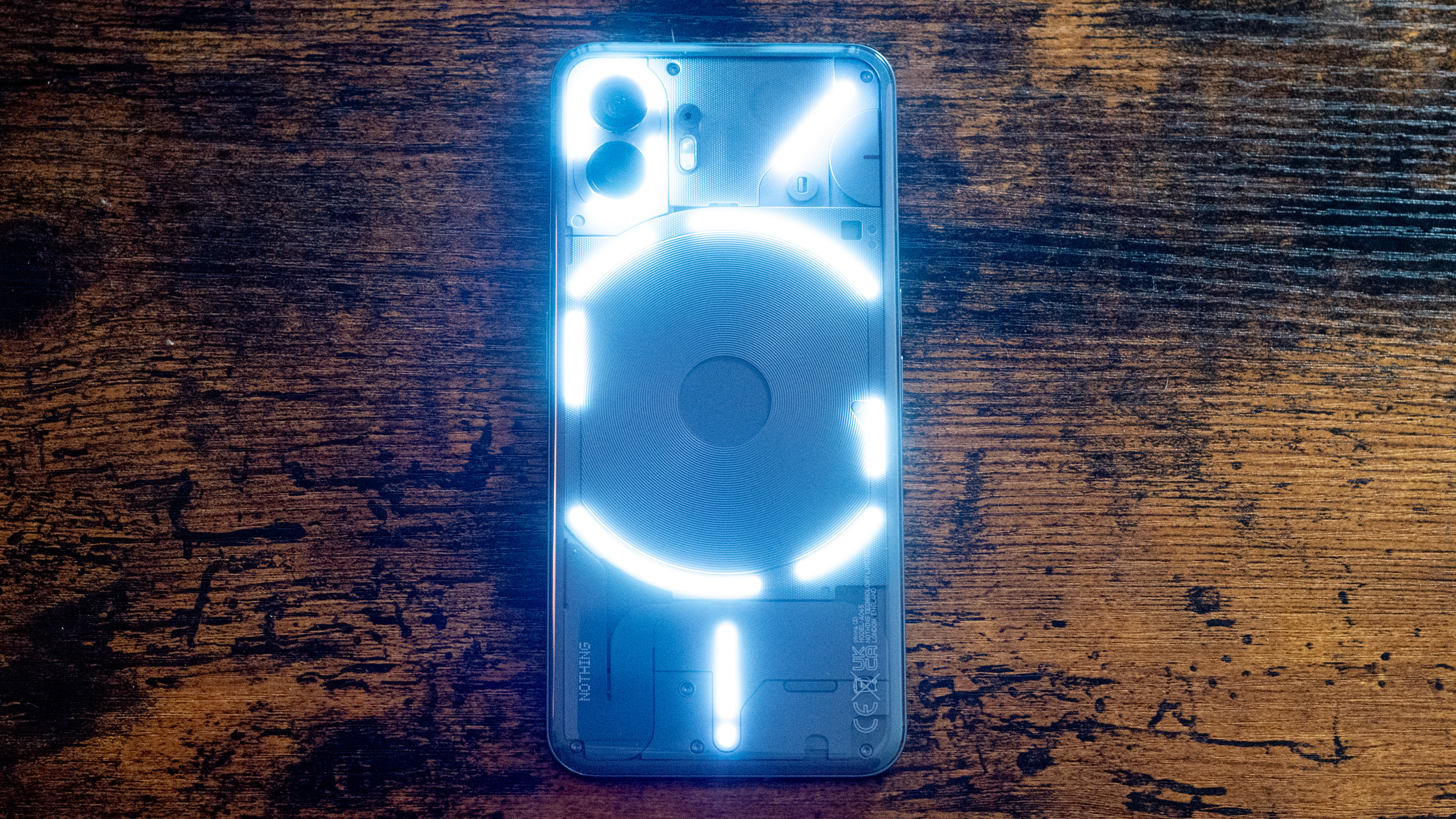 Nothing Phone (1) Review: Fun Lights, Just Right