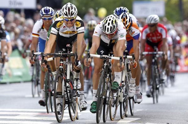 John Degenkolb (HTC-Highroad) wins in Frankfurt