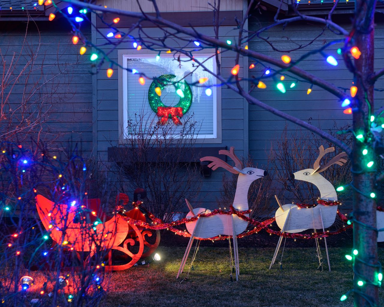 10 Outdoor Christmas Lighting Ideas Real Homes