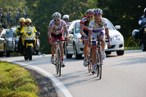 Mike Creed (Team Type 1) leads the break.