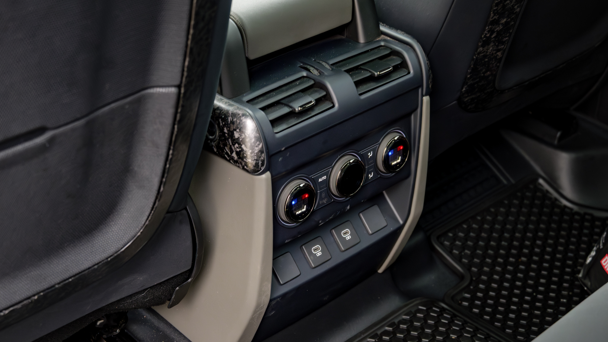 2025 Land Rover Defender test drive.