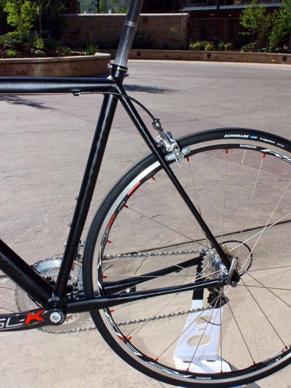 The CAAD10's SAVE-style shaping on the chain- and seat stays - plus a flattened and ovalised seat tube below the front derailleur clamp - is expected to yield a more comfortable ride than current CAAD9 frames.