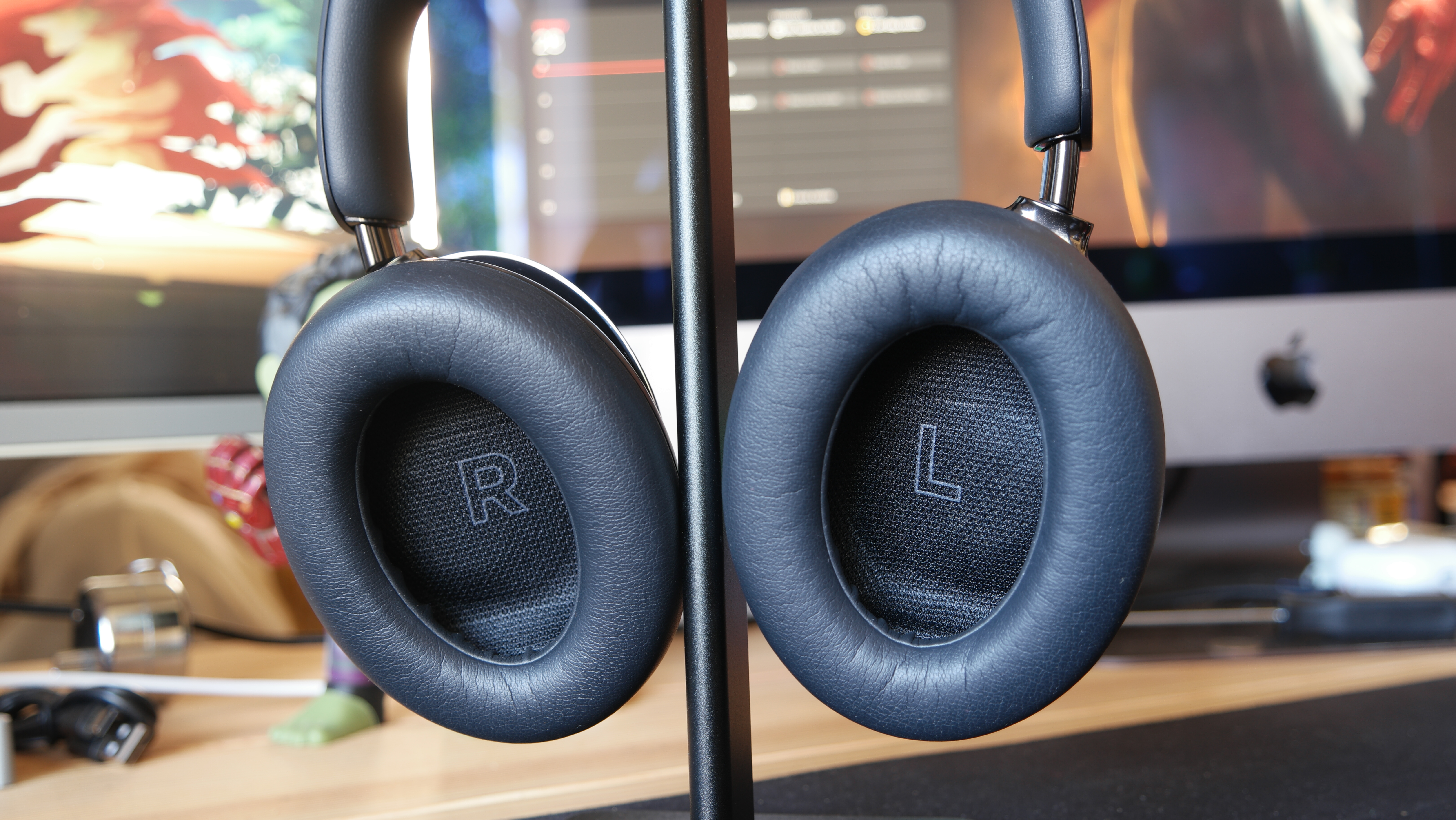 Bose QuietComfort Ultra Headphones (2nd Gen), showing the insides of the earcups