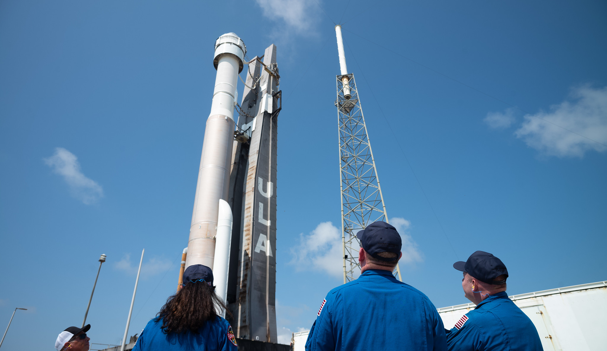 Boeing's Starliner OFT-2 spacecraft and its Atlas V rocket roll to the launch pad on May 18, 2022.