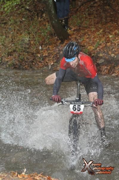 Mark Lalonde (Lalonde Bros./Twin Six) hangs on through the bike wash