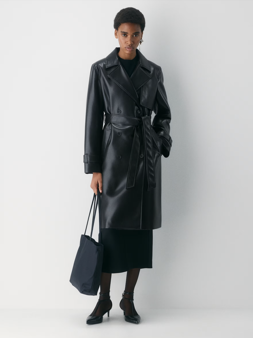 Babaton, Tabloid Trench Coat