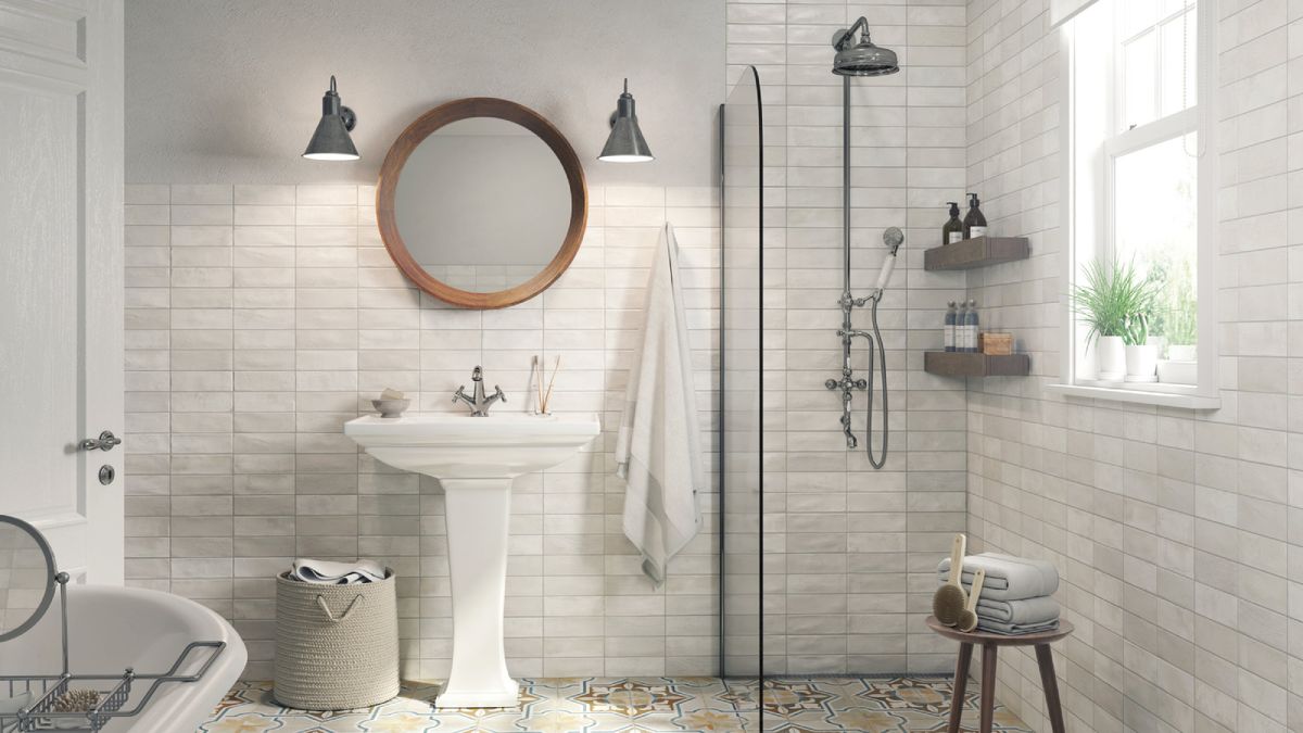 Ces 15 idées de salles de bains cottage transformeront une salle de bain même dans les plus petits espaces