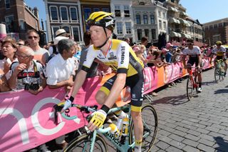 Steven Kruijswijk enjoying the Giro on home roads