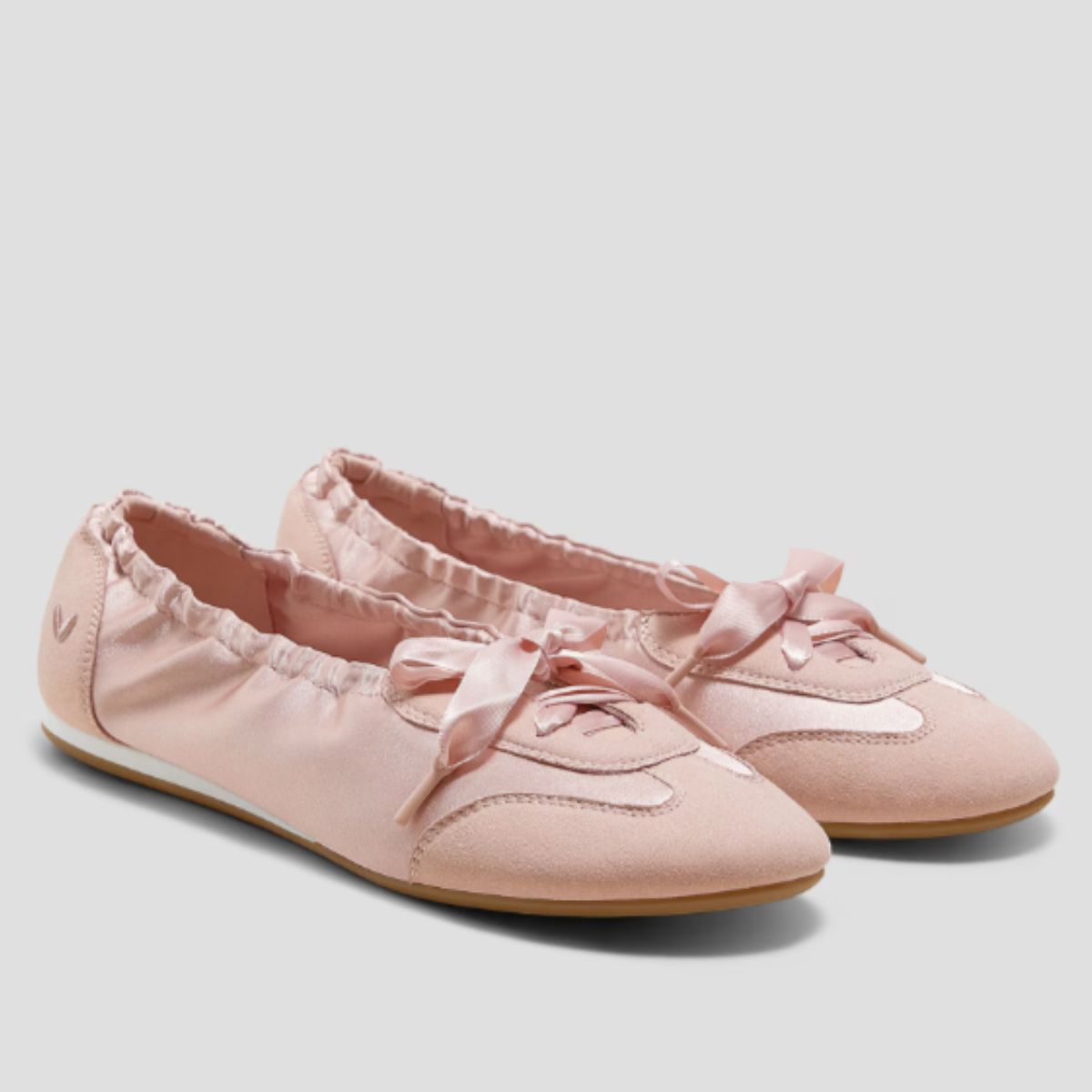 best-shoes-to-wear-with-barrel-jeans