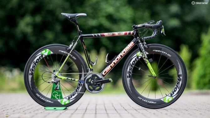 While his eight teammates are restricted to Cannondale green for their animal themes, Sagan gets a pass on the color palette
