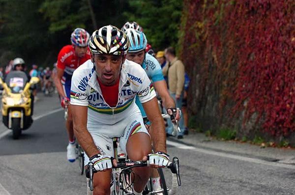 Paolo Bettini (Quick-Step) looks like he means business
