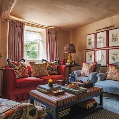 exterior of stone cottage on cobbled lane