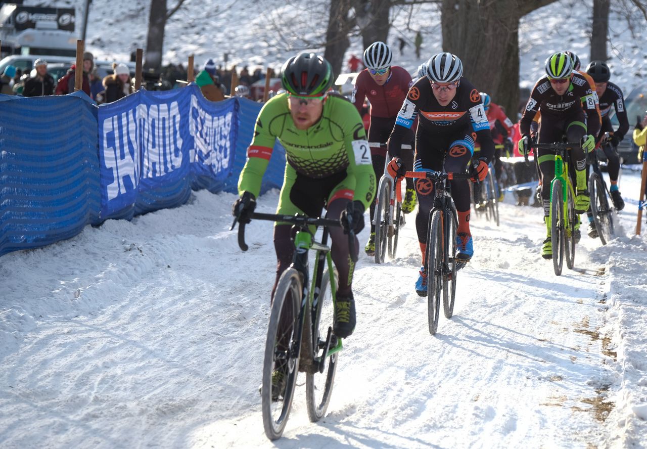 Stephen Hyde (Cannondale) took the hole-shot with Kerry Werner following