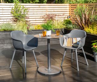 garden table ideas: grey bistro set