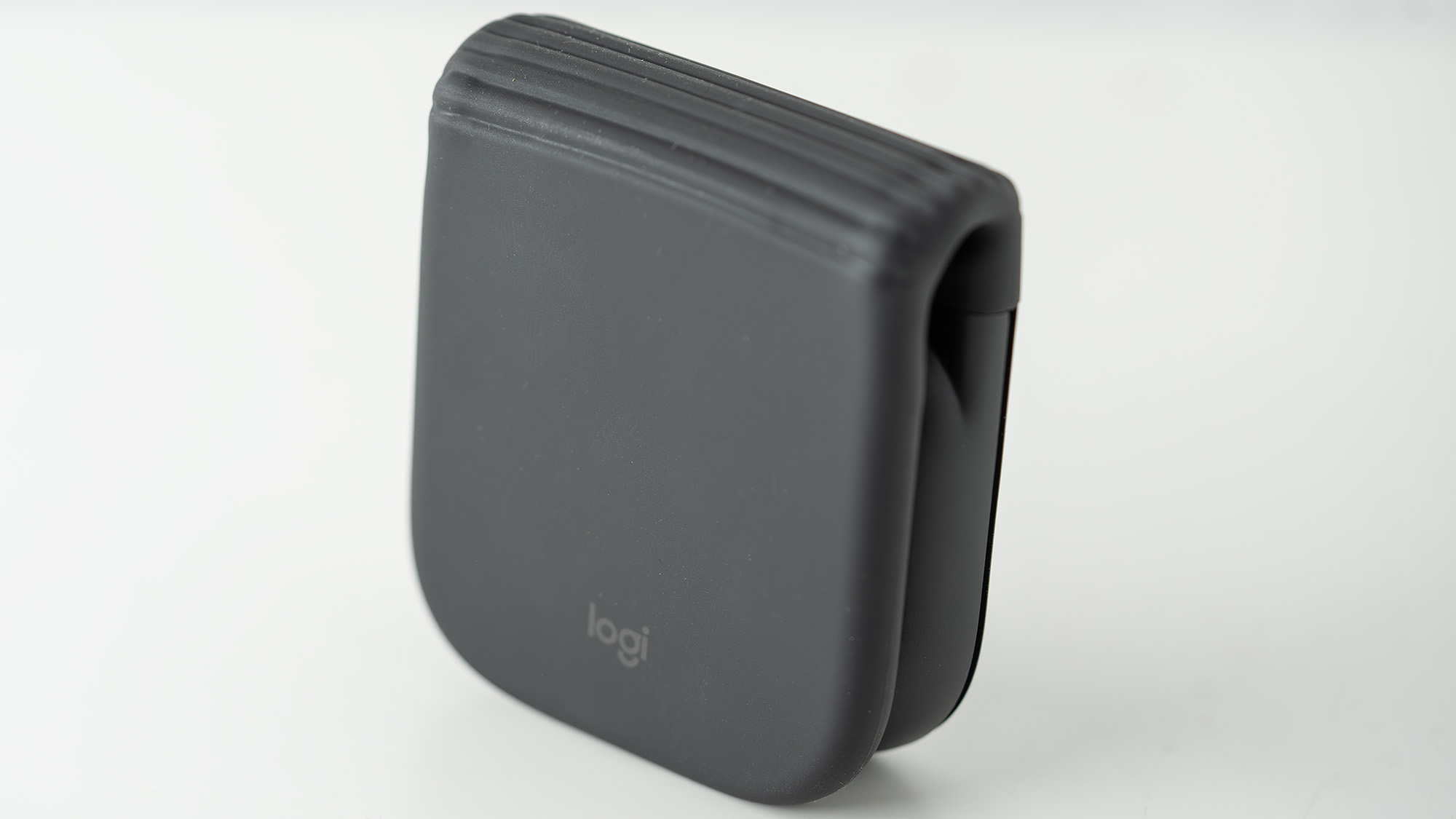 Logitech Mobi Fold travel mouse